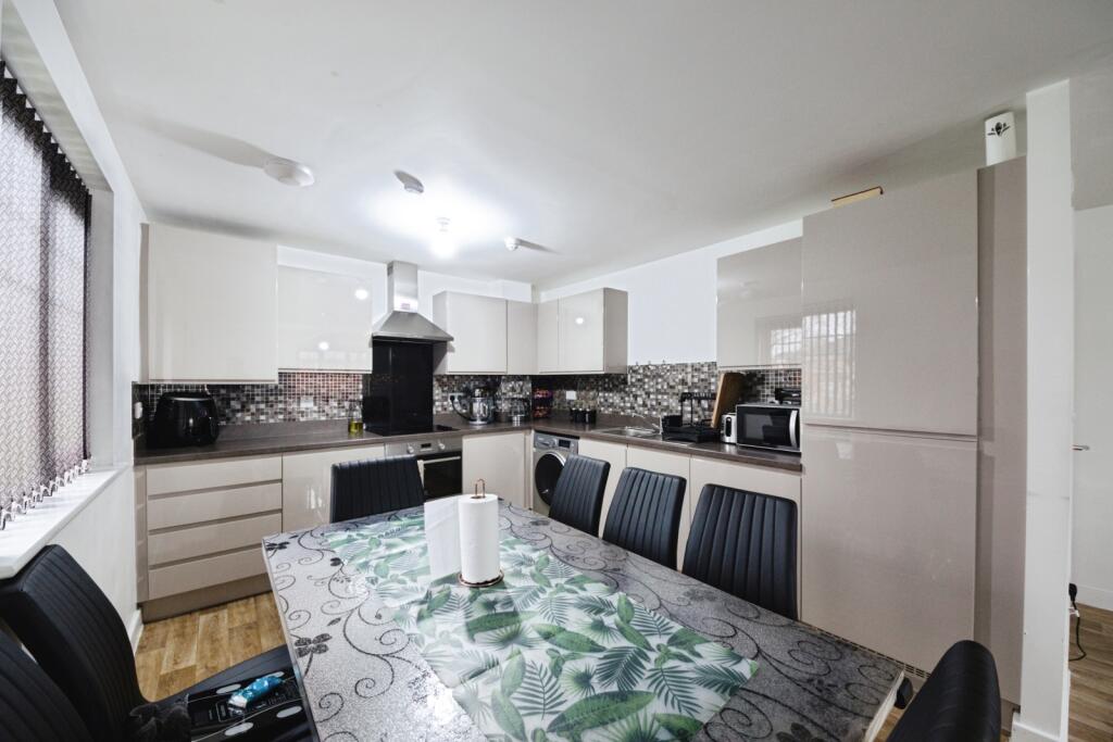 Additional image 11 of Exel Drive, Birmingham, West Midlands, B11