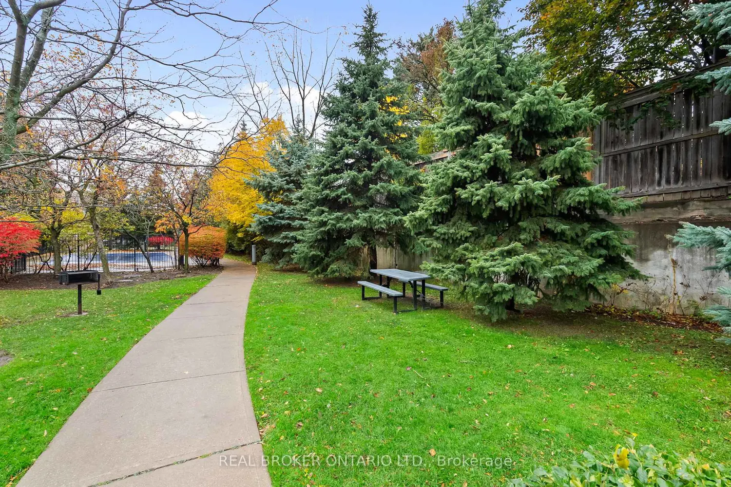 Additional image 11 of 1720 Eglinton Avenue 601