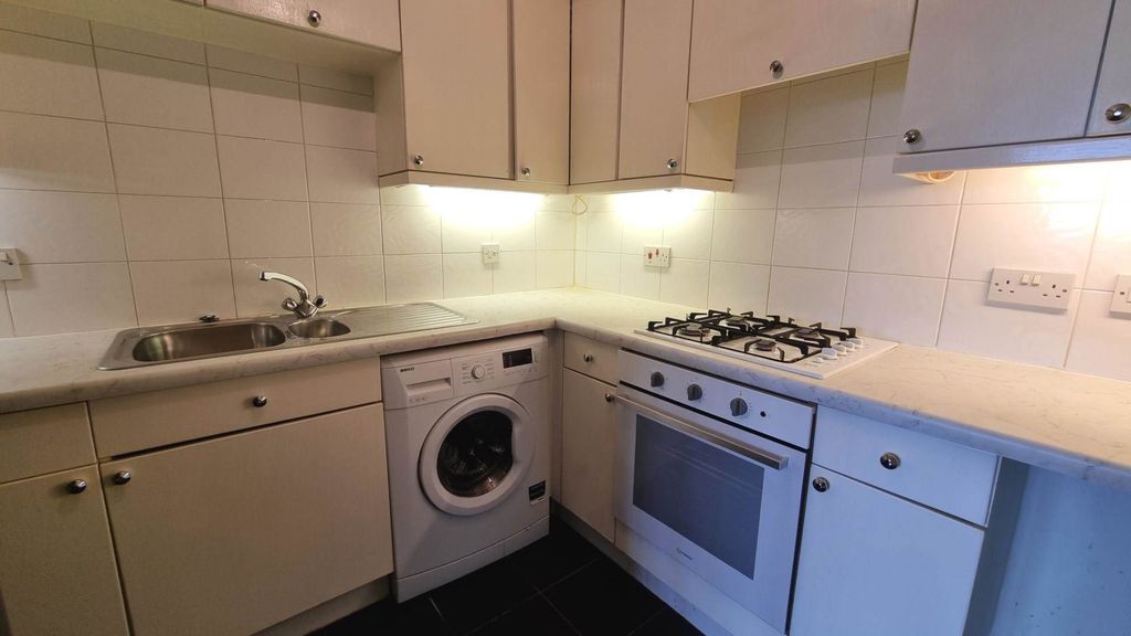 Additional image 5 of 2 bed flat to rentArniston Way, Paisley PA3
