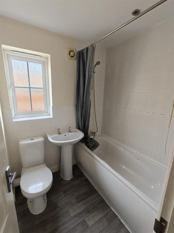 Additional image 9 of 5 bed property to rentHampton Vale, Peterborough PE7