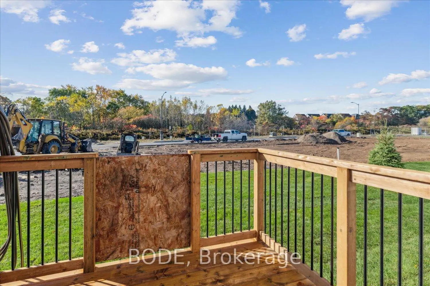 Additional image 11 of 5 Pin Oak Common