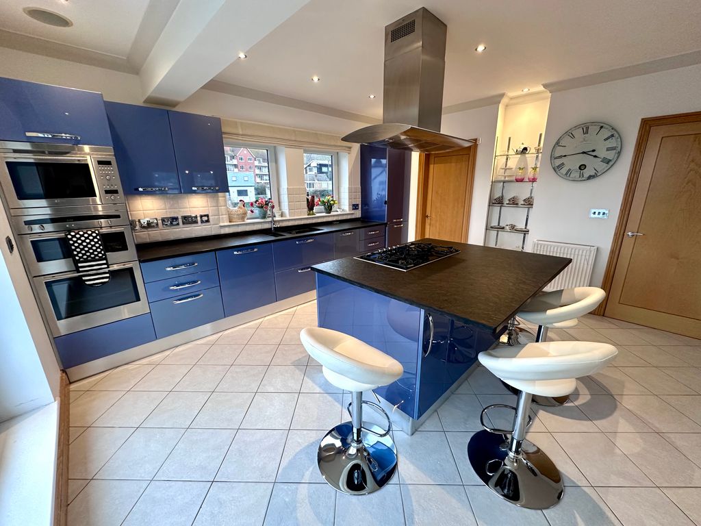 Additional image 5 of 2 bed penthouse to rentDeganwy Quay, Conwy LL31