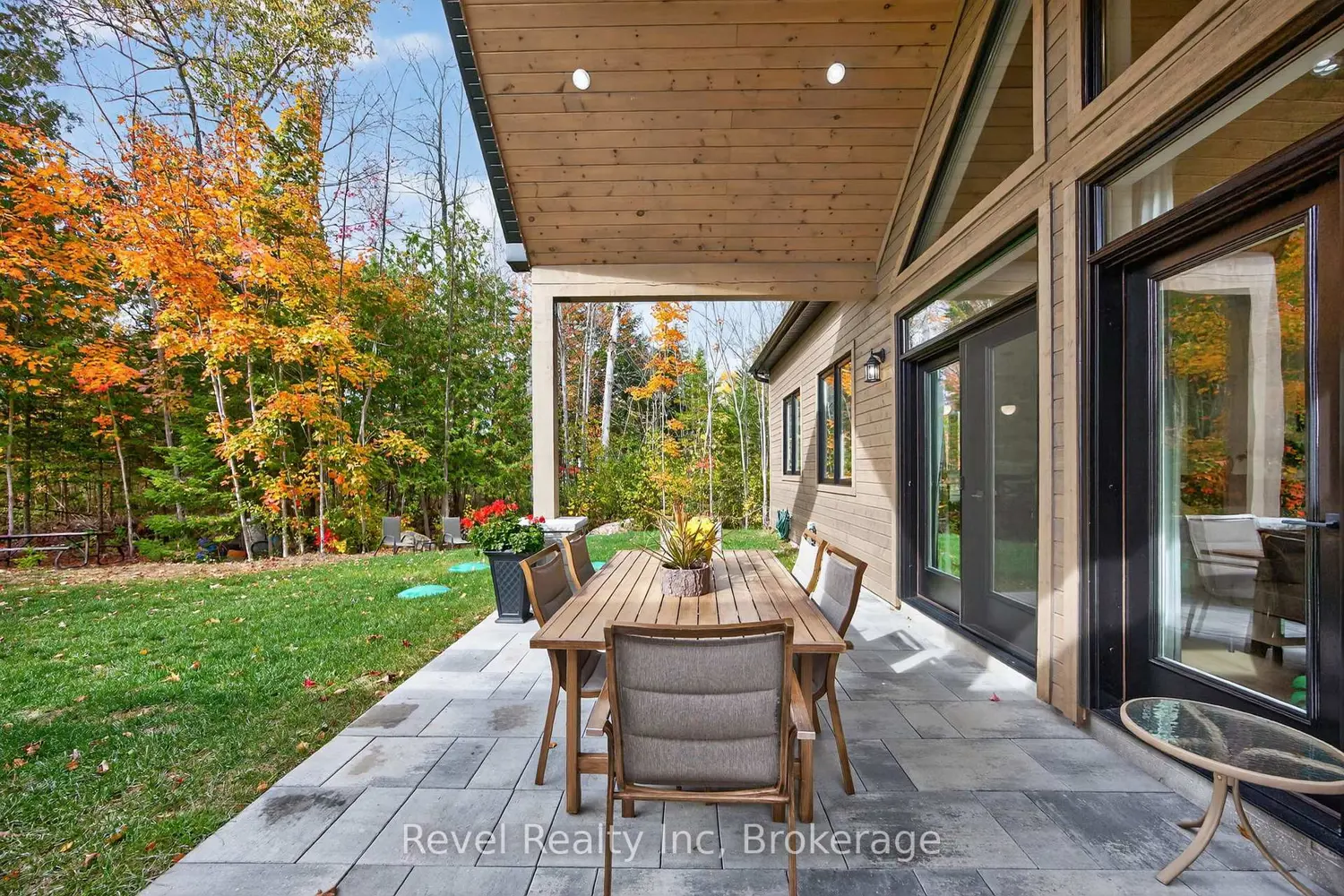 Additional image 15 of 2 Seguin Crescent