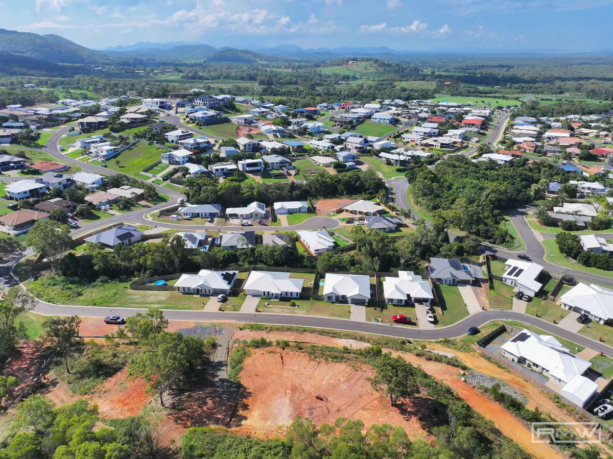 Additional image 19 of 2/46 Roberts Road, Pacific Heights QLD 4703