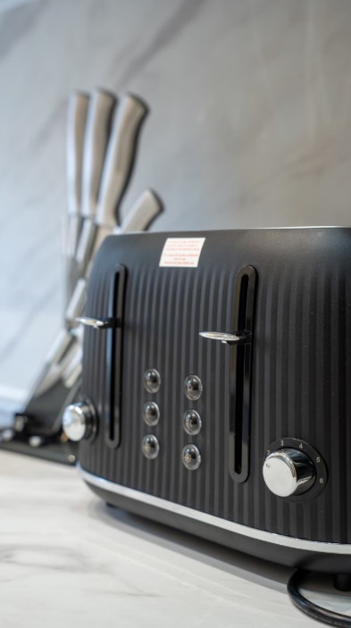 Additional image 9 of 3 Bed Flat, Curtis Avenue, G44, N1 7GU