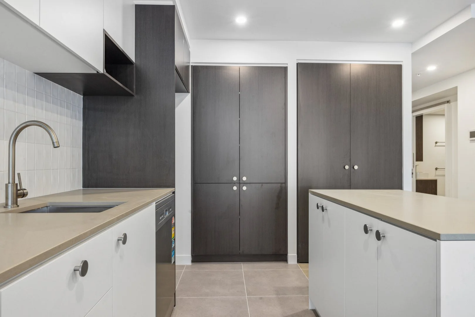 Additional image 3 of 806/11 Launceston Street, Phillip ACT 2606