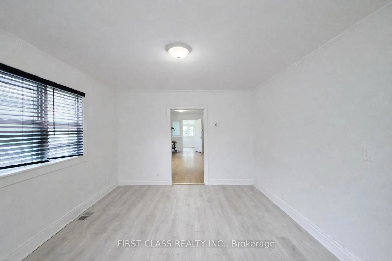 Additional image 5 of 2081 Metro Road