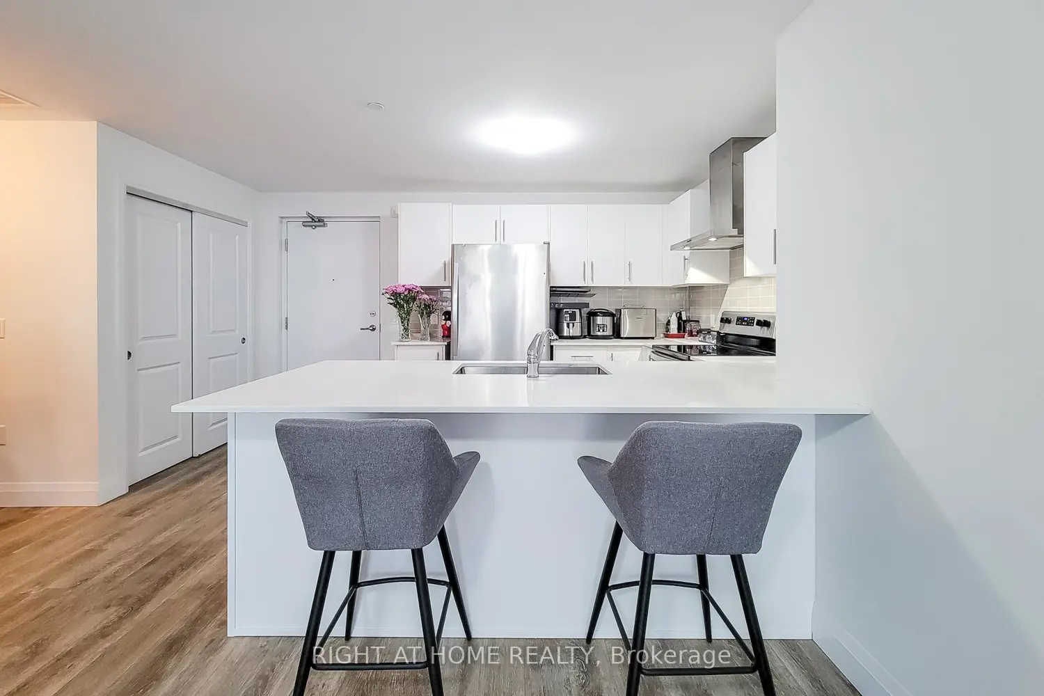 Additional image 15 of 1 Redfern Avenue 217