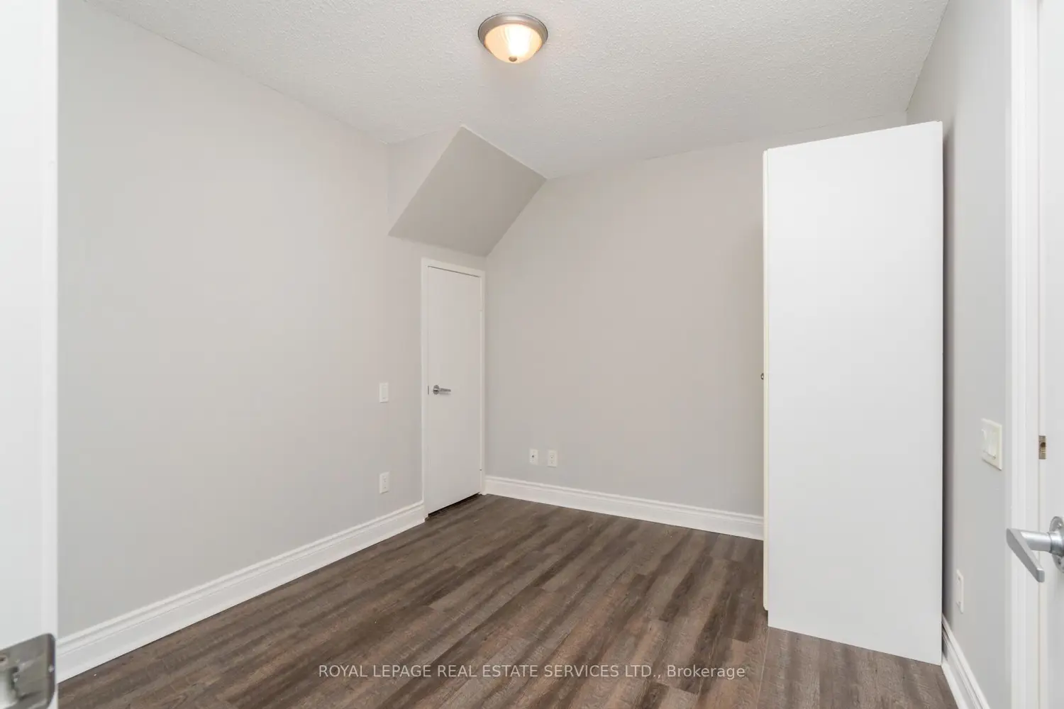 Additional image 10 of 9 Windermere Avenue 79