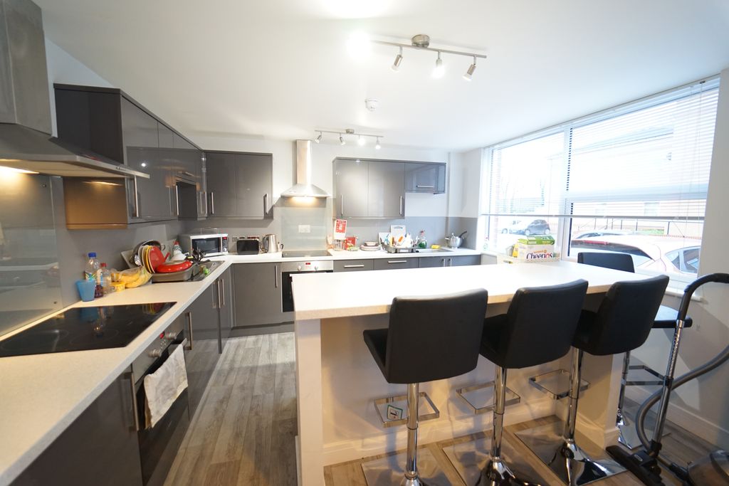 7 bed shared accommodation to rentFlat 1, 10 Middle Street, Beeston, Nottingham NG9 photo 3
