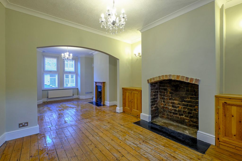 Additional image 5 of 4 bed terraced house to rentDuchy Grove, Harrogate HG2