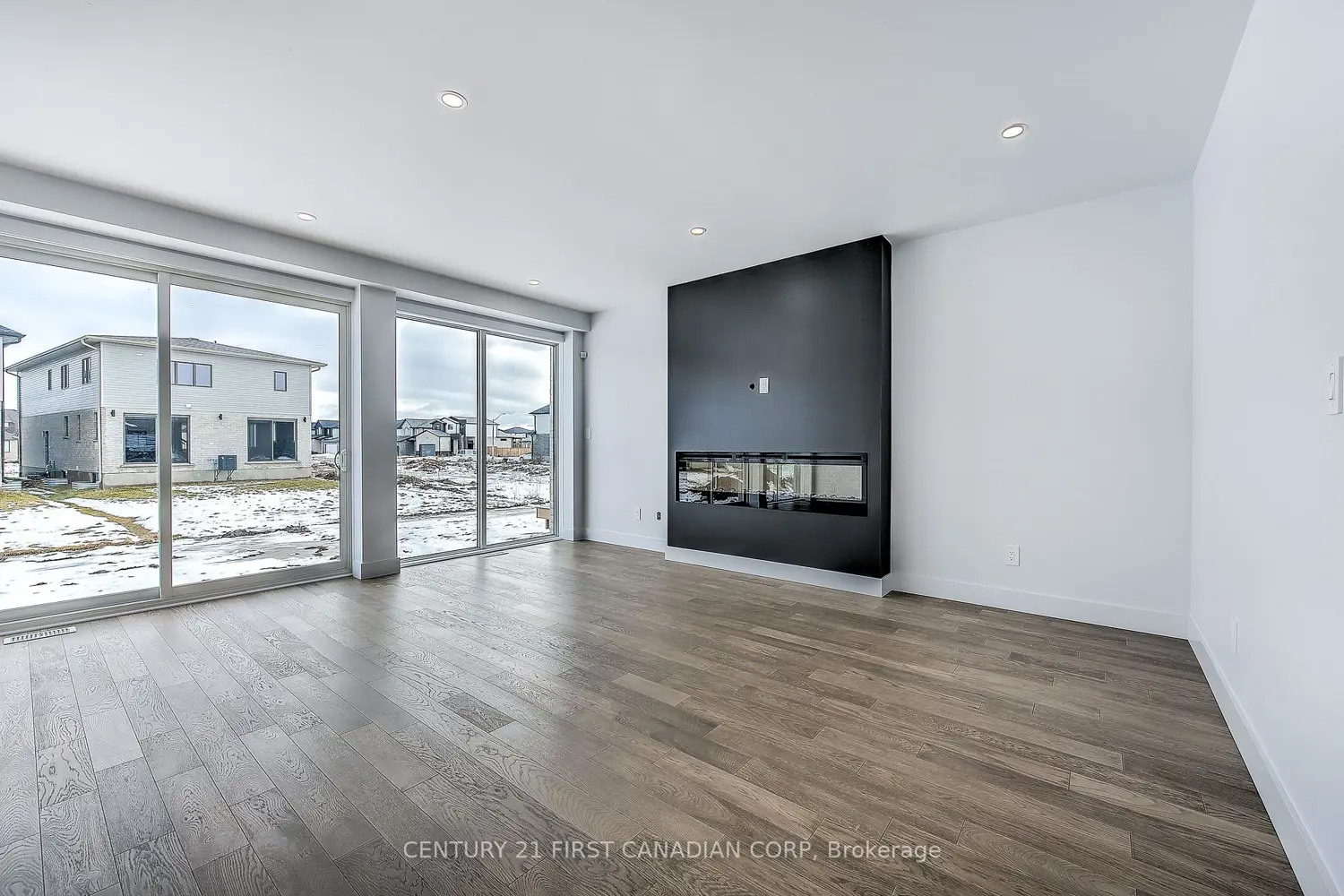 Additional image 3 of 245 Hesselman Crescent