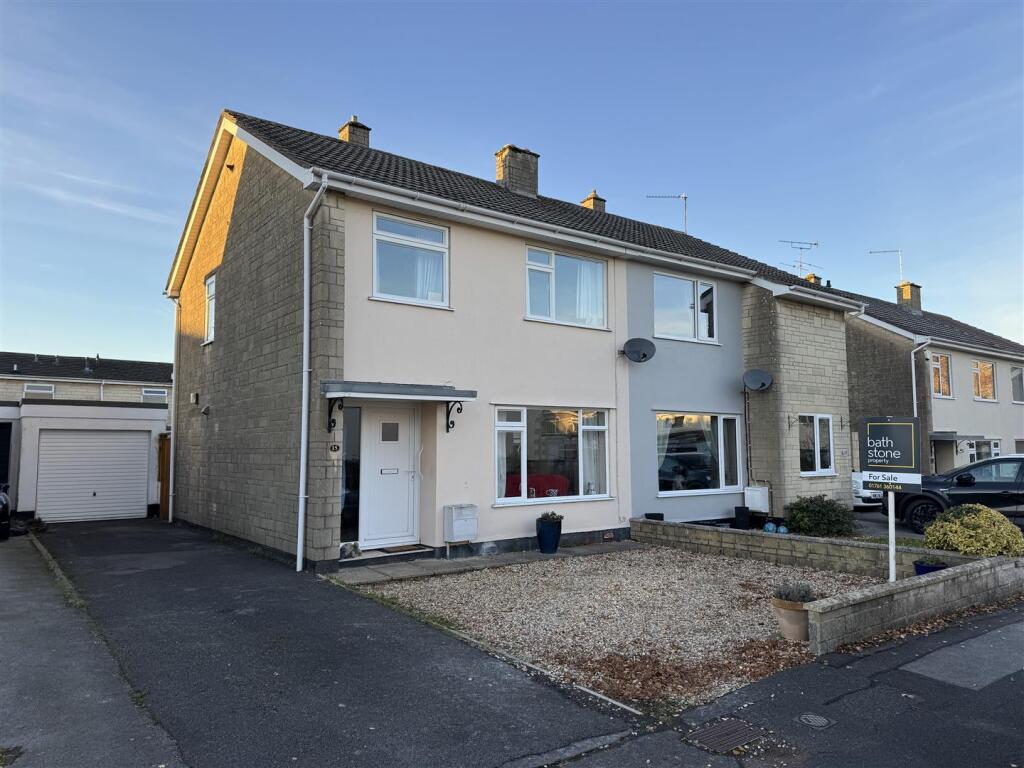 Riverside Close, Midsomer Norton