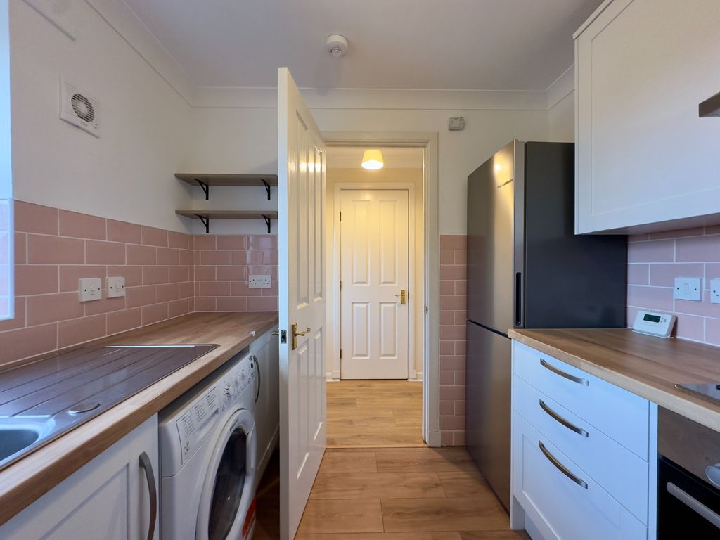 Additional image 3 of 3 bed semi-detached house to rentMeadow Rise, Newton Mearns, Glasgow G77