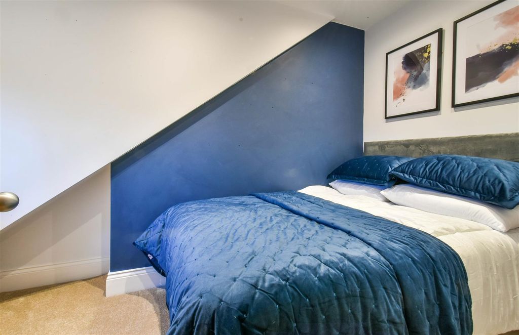 Additional image 11 of 4 bed terraced house to rentBishopthorpe Road, York YO23