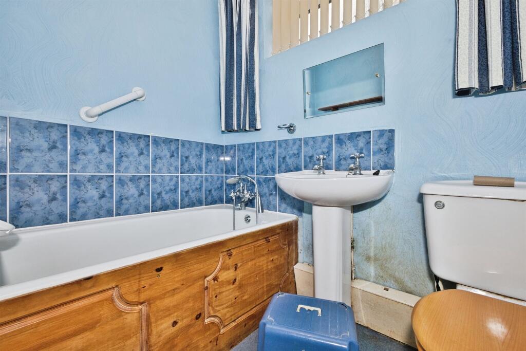 Additional image 10 of Birchfield Road, Yeovil