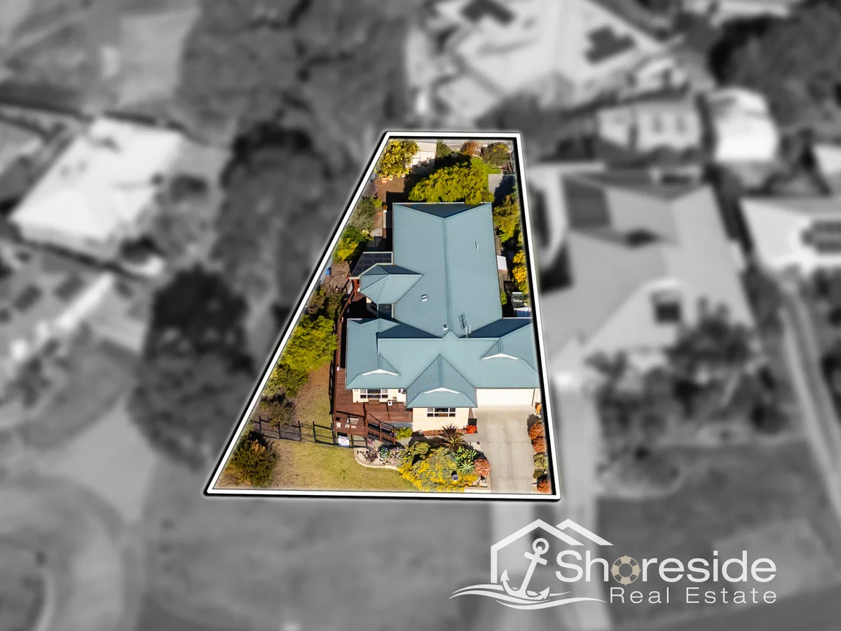 Additional image 17 of 9 The Balcony, Lakes Entrance VIC 3909