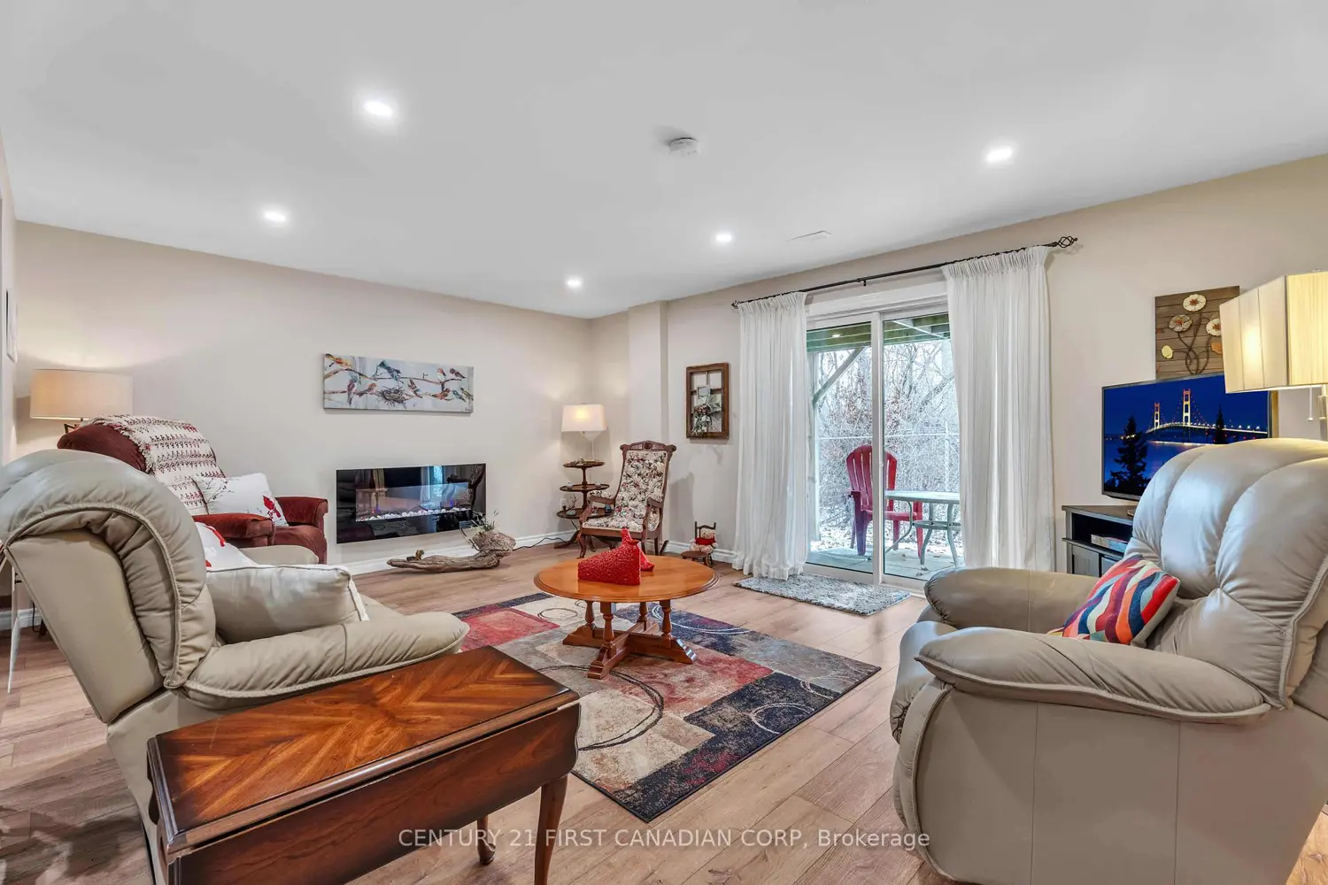 Additional image 18 of 80 Centre Street 7