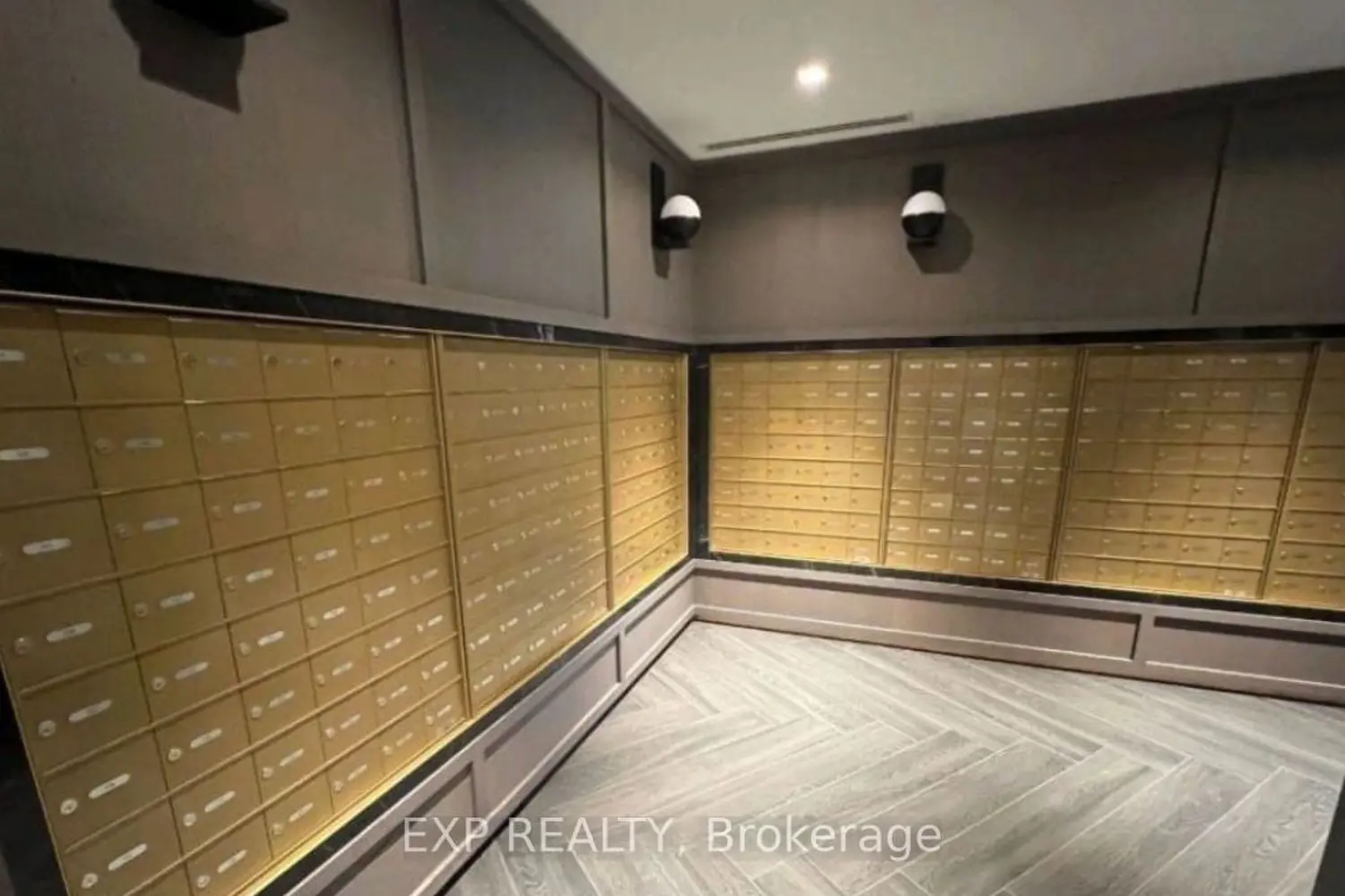 Additional image 16 of 395 Dundas Street 525