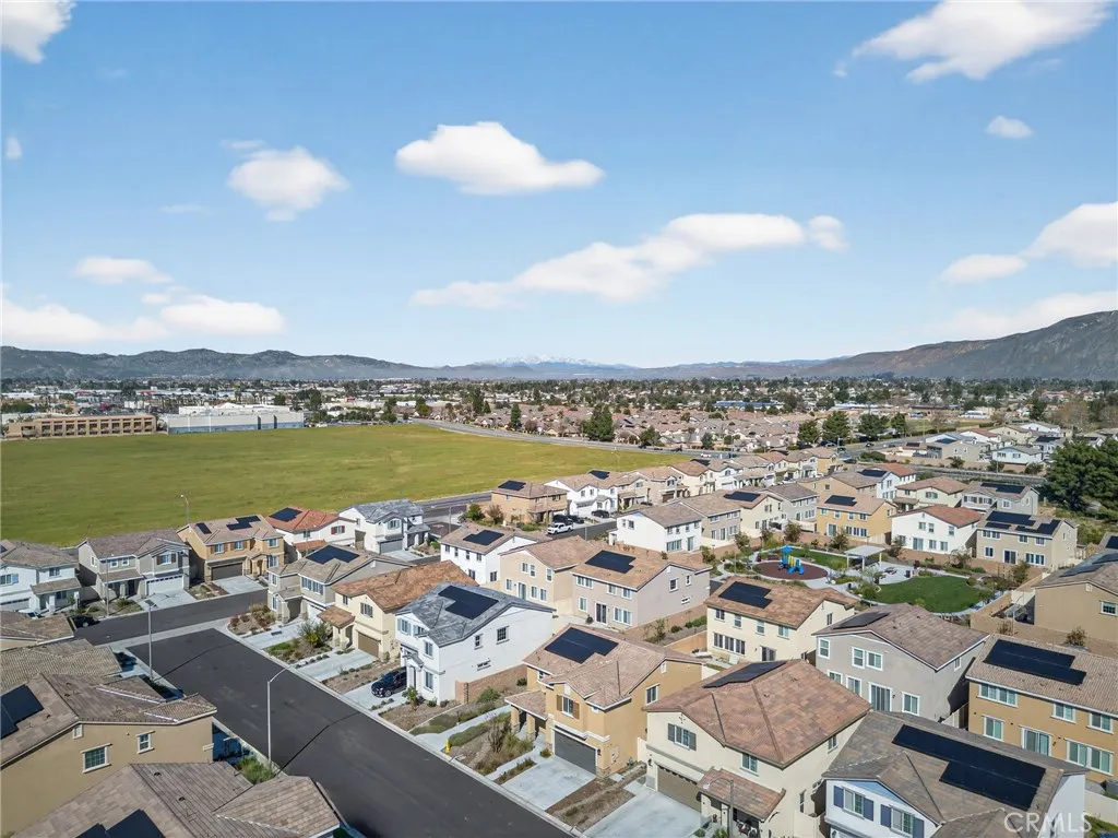 Additional image 125 of 694 Dahlia Ln, San Jacinto, CA 92583