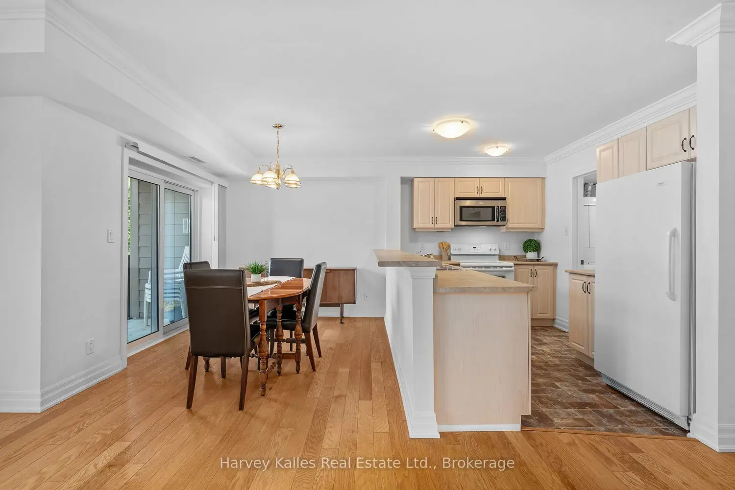 Additional image 6 of 26 Dairy Lane 205