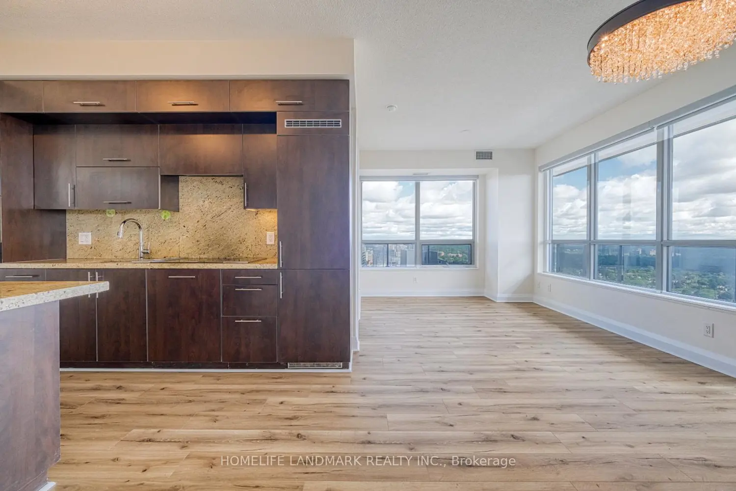Additional image 15 of 5 Sheppard Avenue 4123
