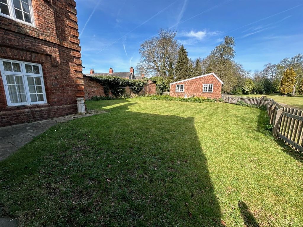 Additional image 16 of 5 bed detached house to rentEastgate, Louth LN11