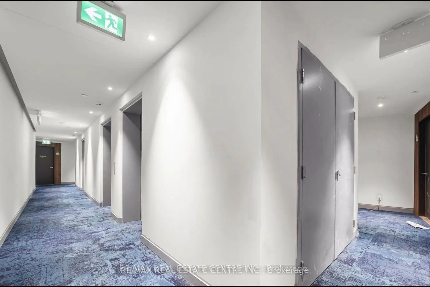 Additional image 6 of 39 Mary St Street 2001