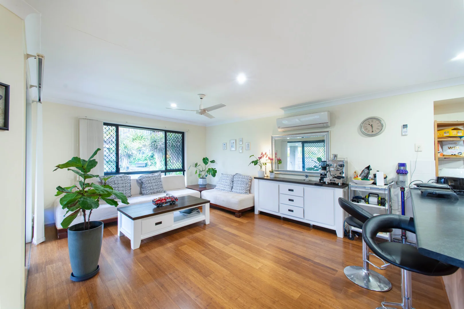 Additional image 13 of 8 McRae Circuit, Pacific Pines QLD 4211