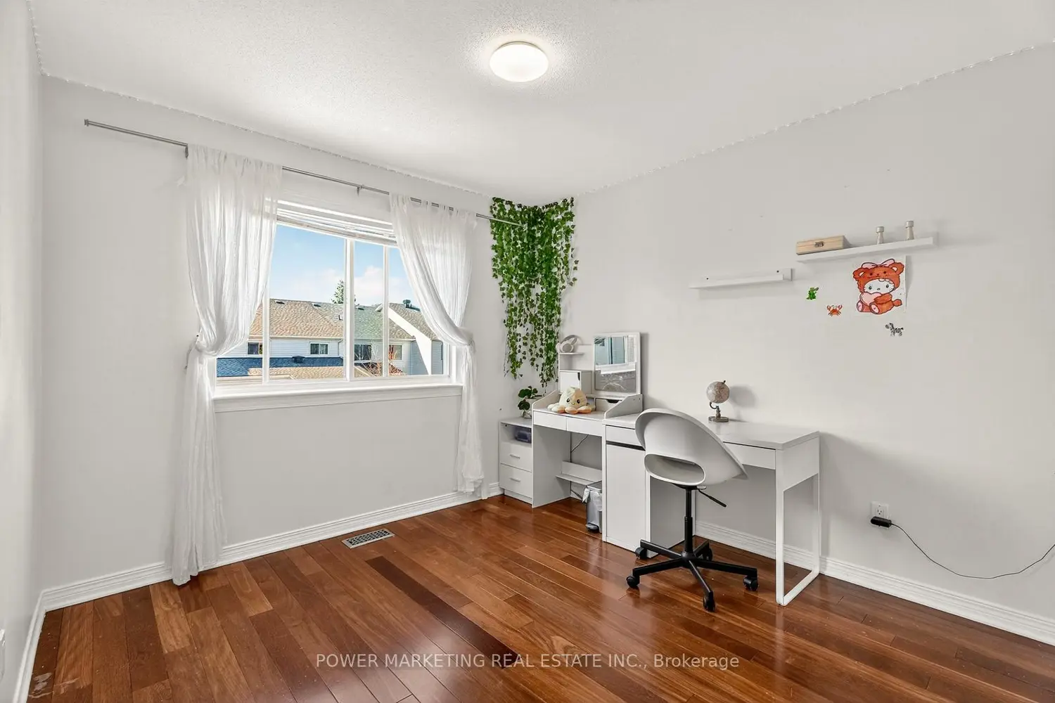 Additional image 13 of 22 New Deighton Crescent