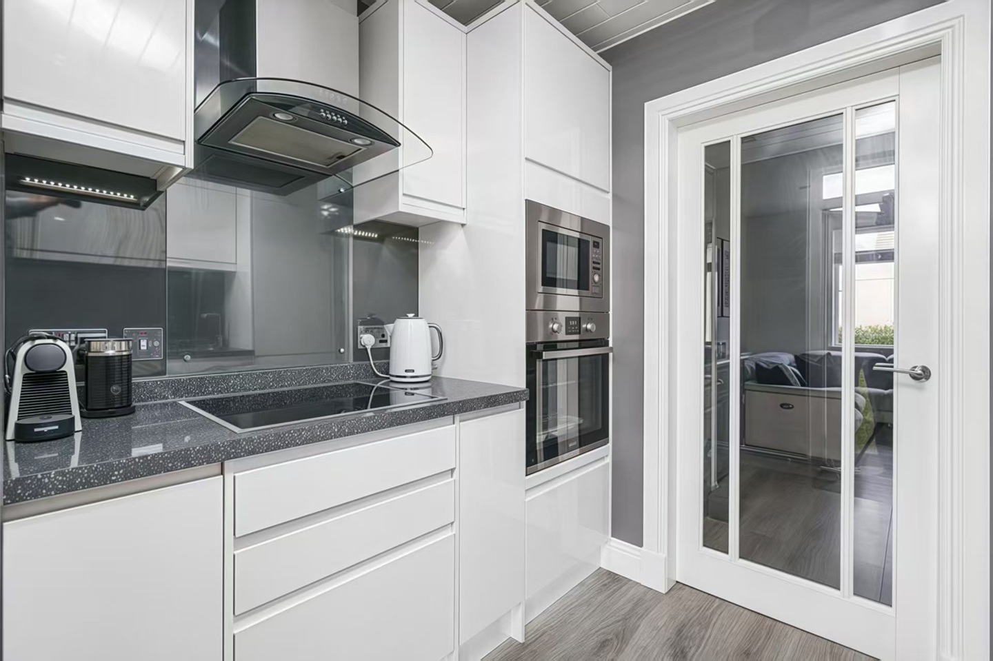 Additional image 25 of 2 Bed Flat, Saughton Gardens, EH12, N1 7GU