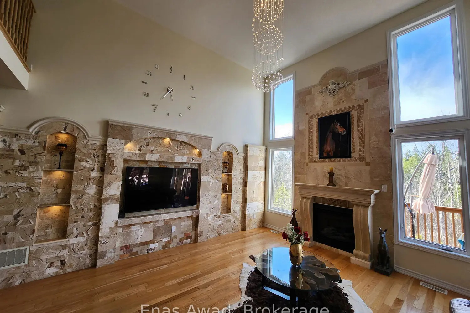 121 Allegra Drive photo 3