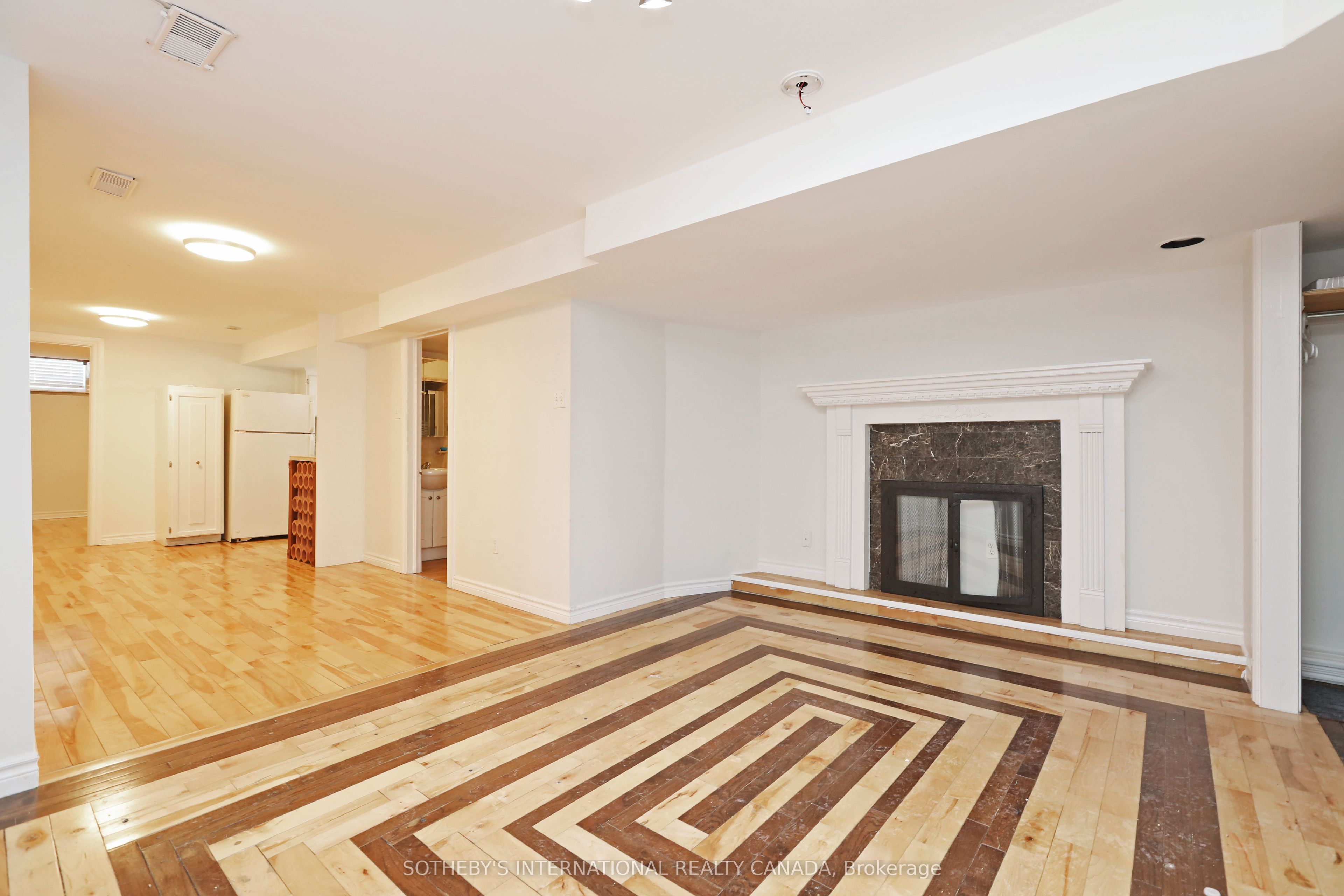 Additional image 3 of Lower-212 Glebemount Avenue, Toronto, ON, M4C 3T1