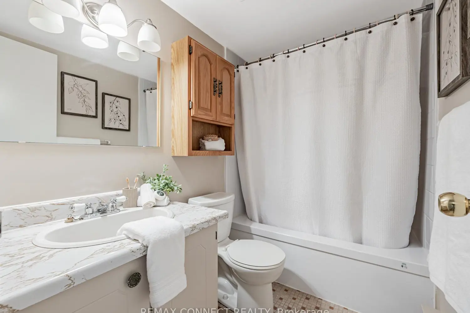 Additional image 12 of 44 Falby Court 1711