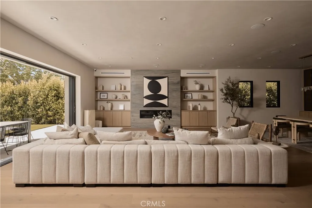 Additional image 54 of 13024 Bloomfield Street, Studio City, CA 91604