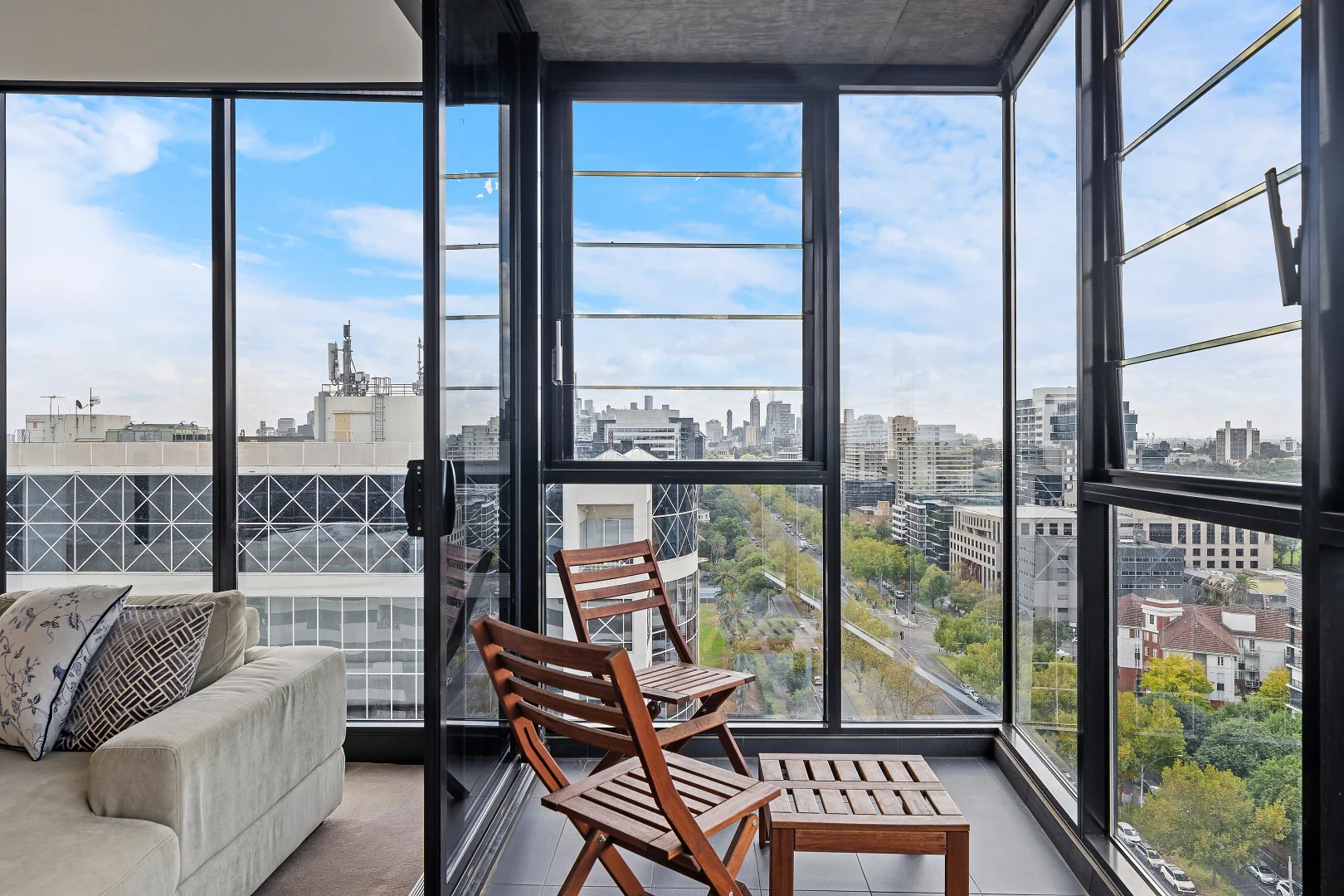 Additional image 3 of 1711/568 St Kilda Road, Melbourne VIC 3004
