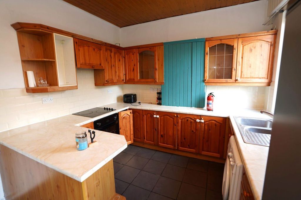 Additional image 4 of 3 bed terraced house to rentBurns Crescent, Harthill, Shotts ML7