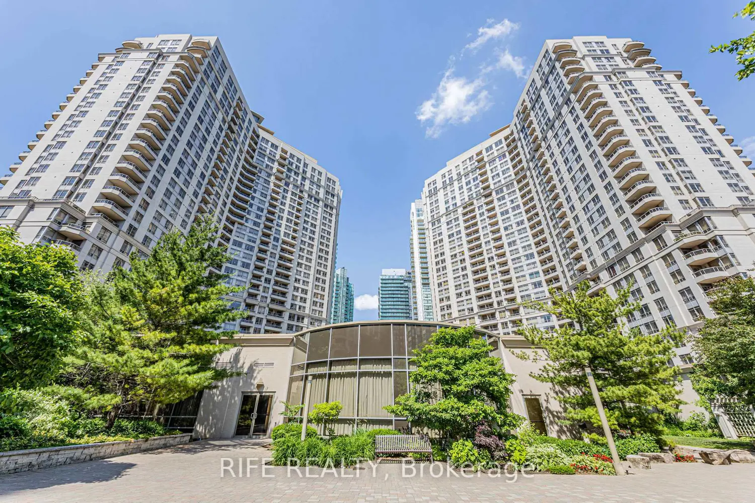 Additional image 12 of 3880 Duke Of York Boulevard Gph10