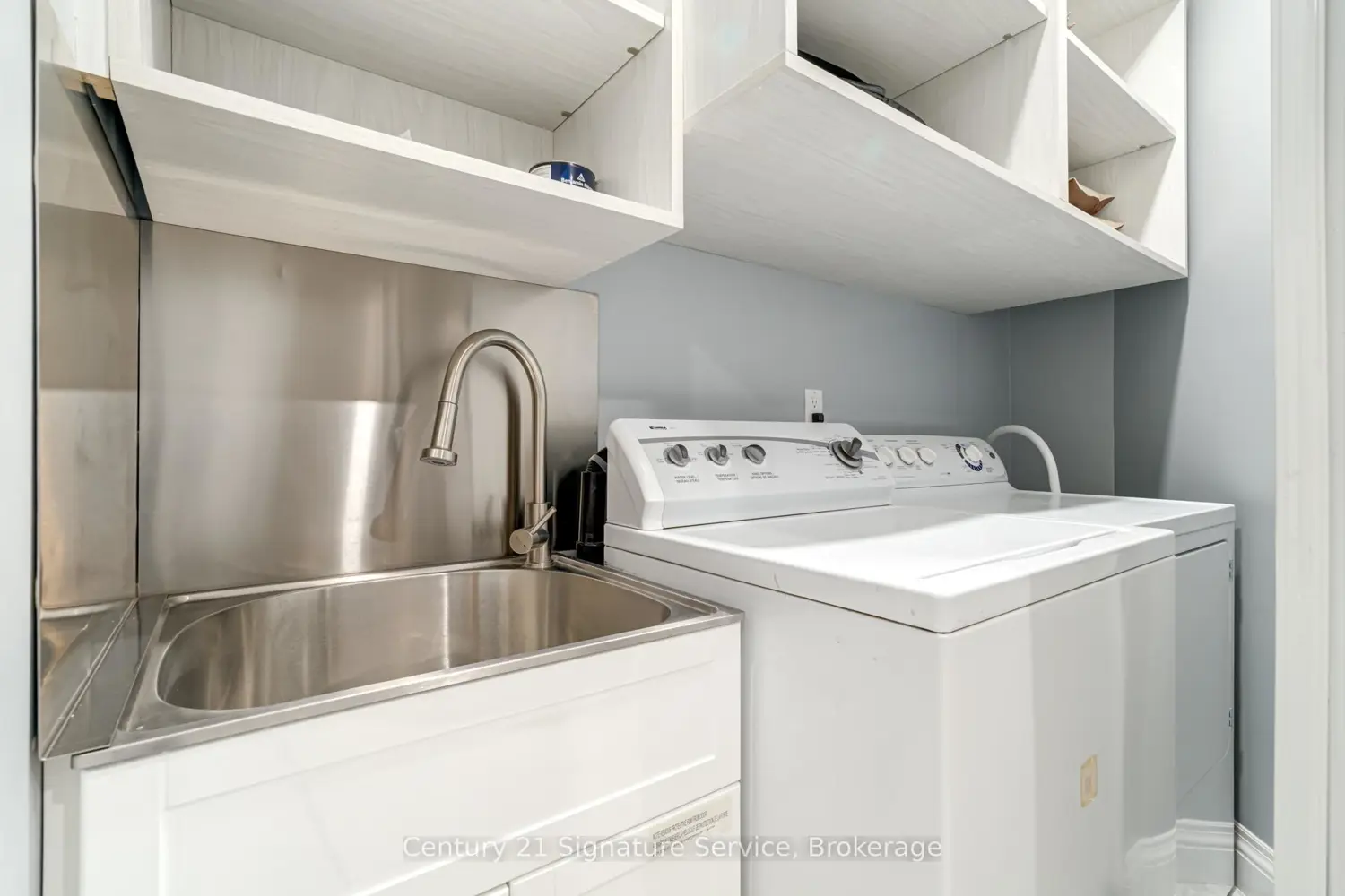 Additional image 14 of 2001 Bonnymede Drive 15