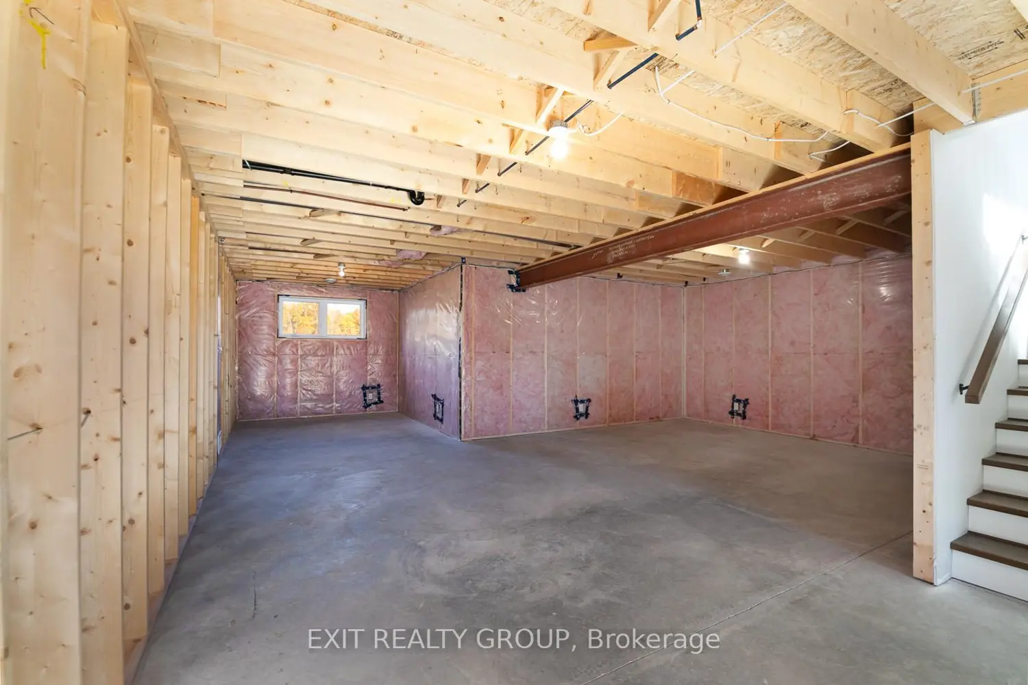 Additional image 12 of 16532 Highway 2