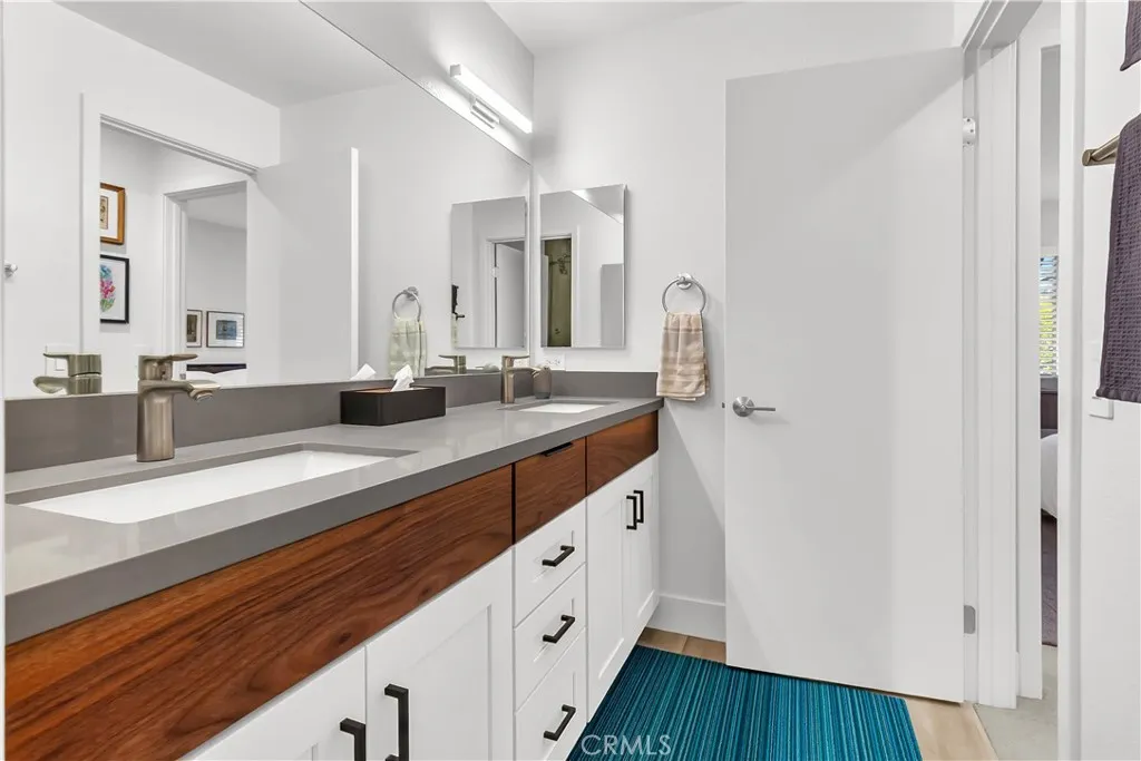 Additional image 47 of 128 Villa Point Dr, Newport Beach, CA 92660