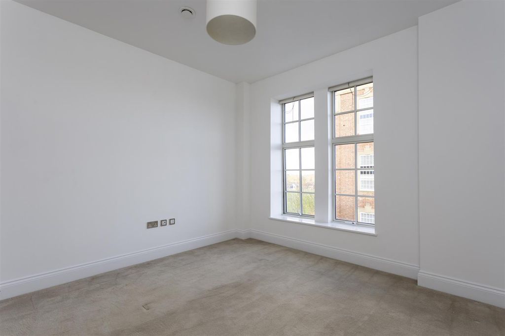 Additional image 24 of 3 bed flat to rentThe Residence, Bishopthorpe Road, York YO23