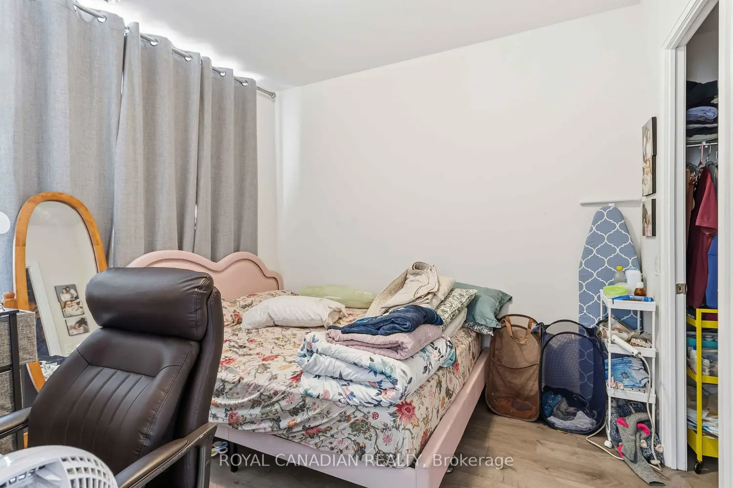 Additional image 12 of 65 Watergarden Drive 1501