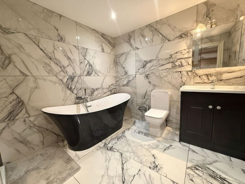 Additional image 14 of 2 bed detached house to rentCrescent Road, Birkdale, Southport PR8