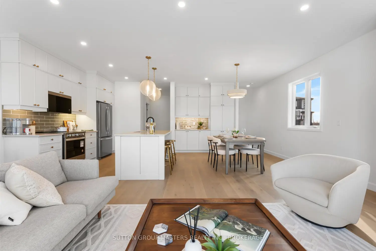 Additional image 7 of 204 Superior Drive