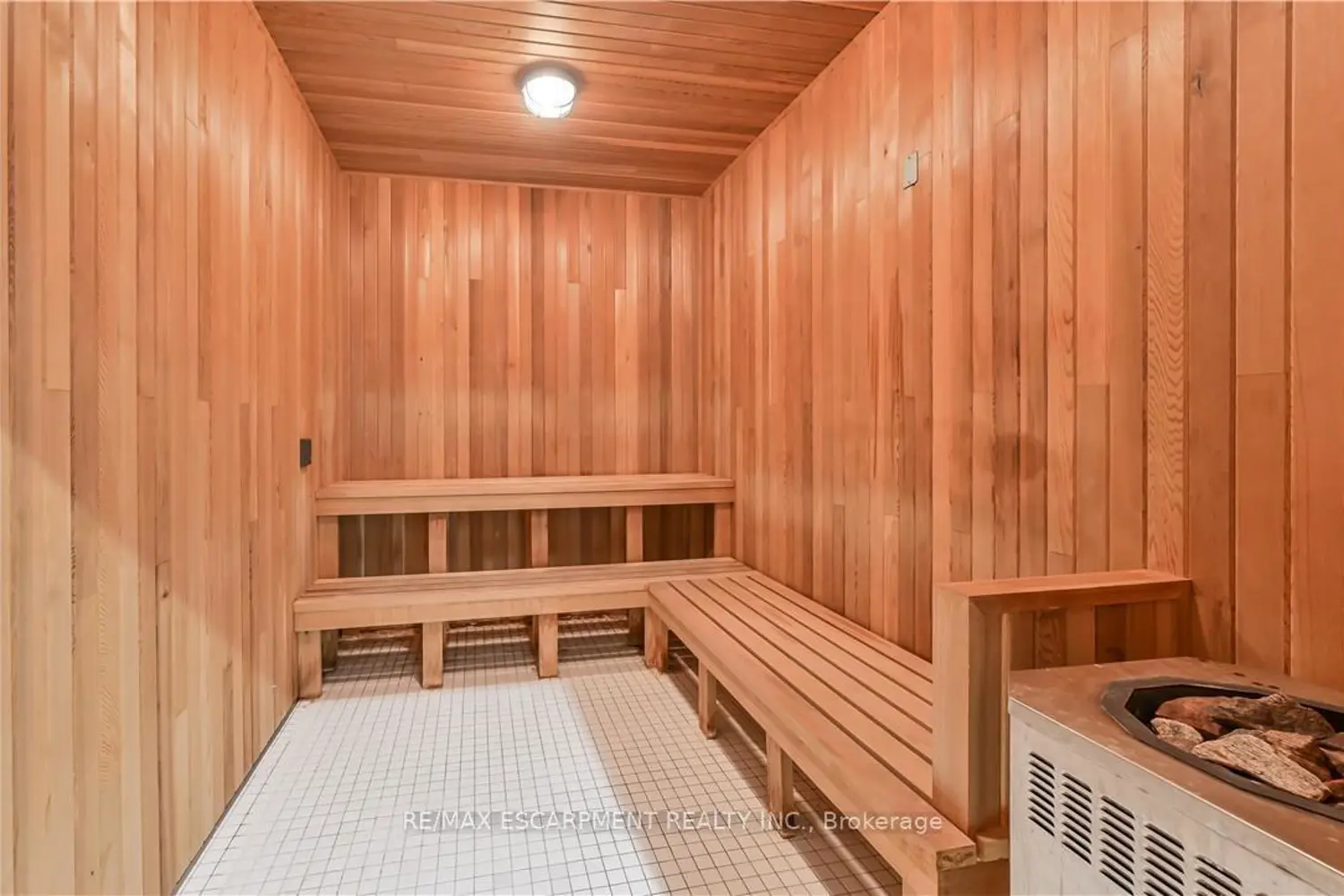 Additional image 20 of 65 Speers Road Ph03