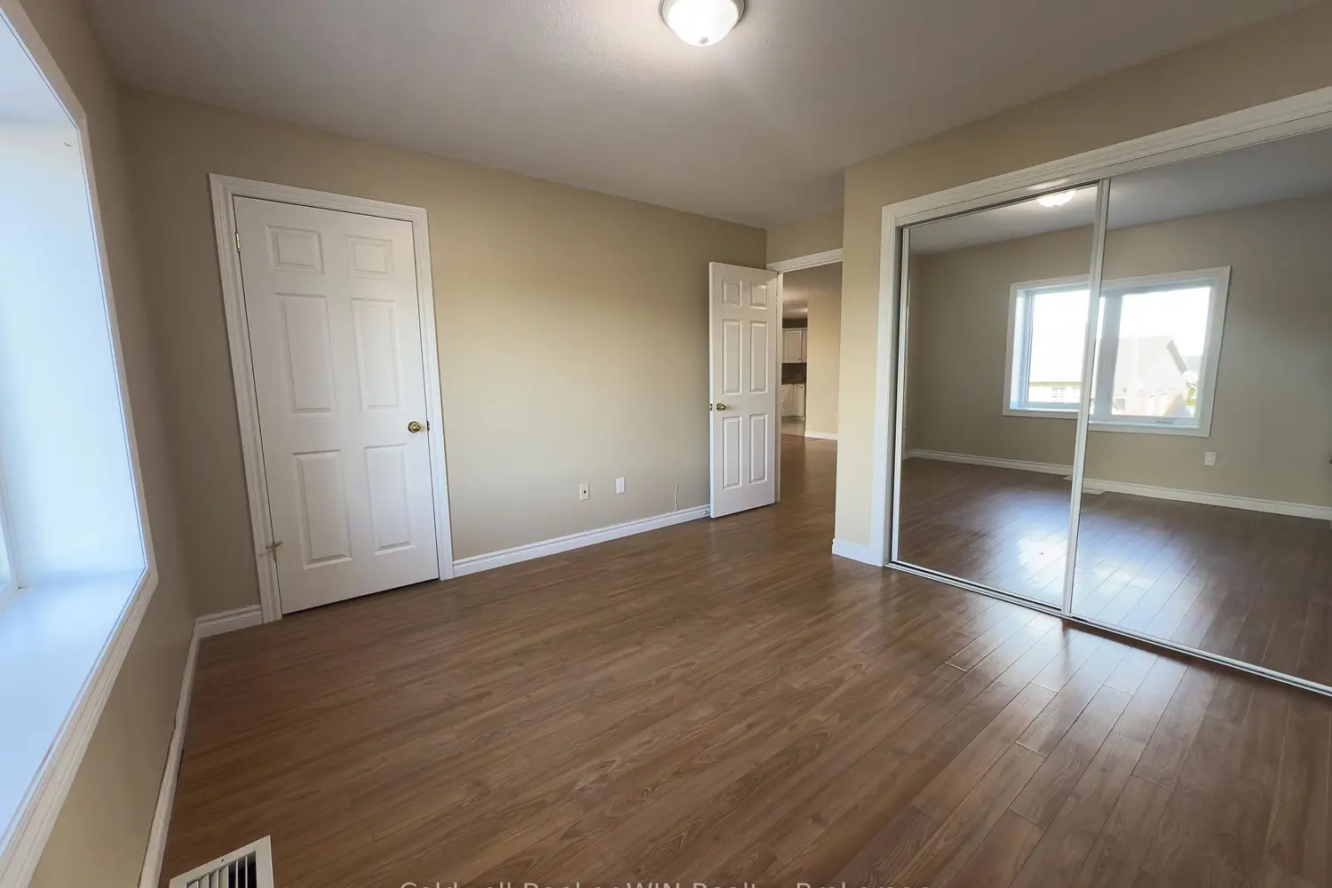 Additional image 8 of 401 Birmingham Street 209