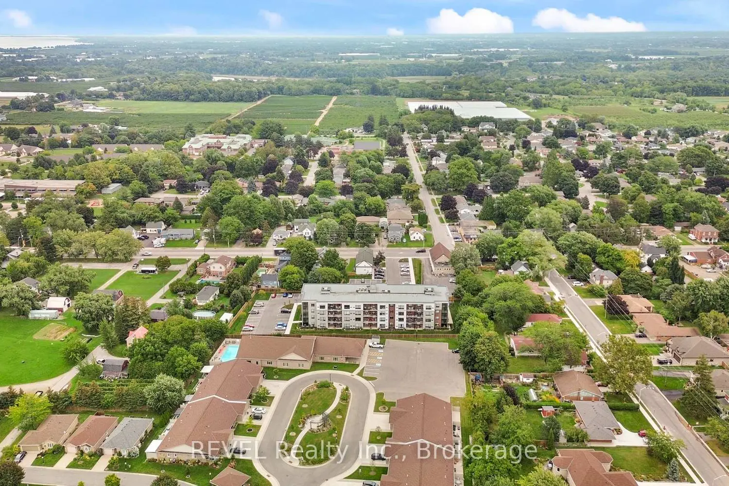 Additional image 15 of 3998 Victoria Avenue 106