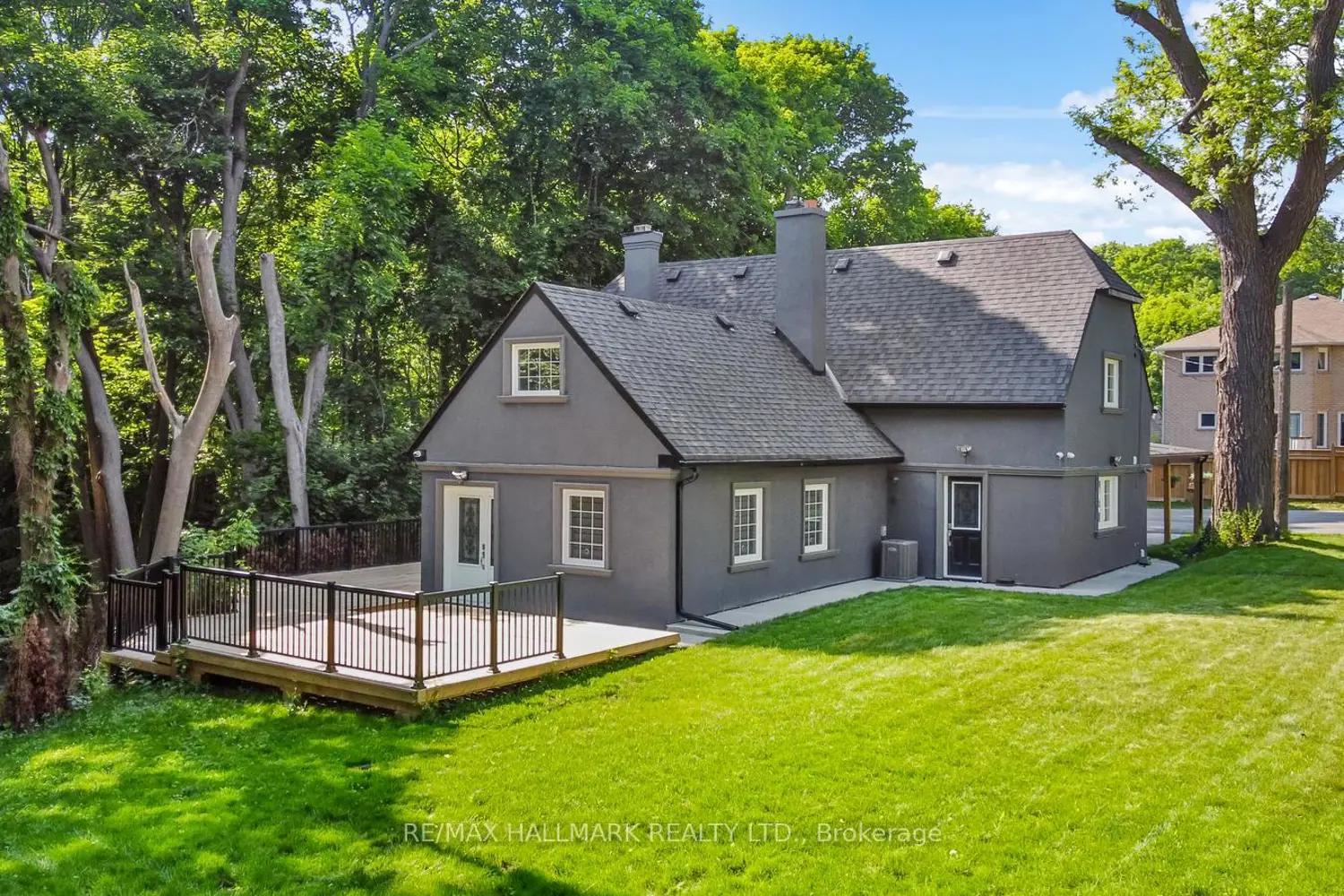 551 Military Trail