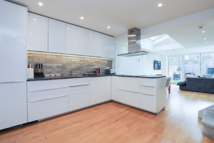 Additional image 2 of 4 bed town house to rentMount Street, Oxford OX2